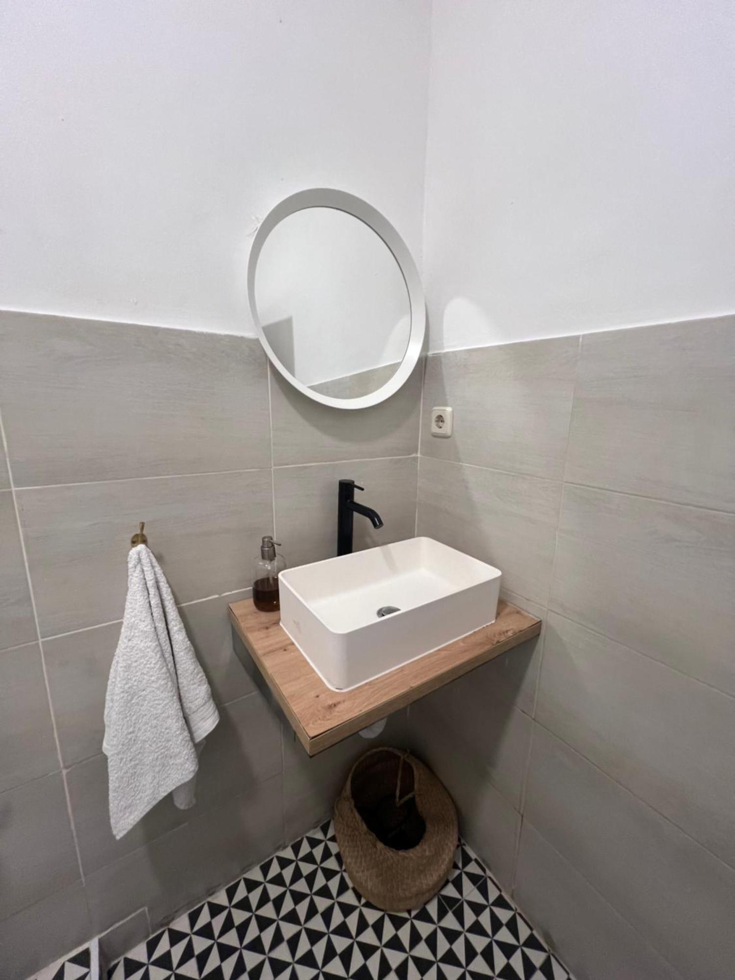 Urban Rooms Fuencarral Madrid Exterior photo